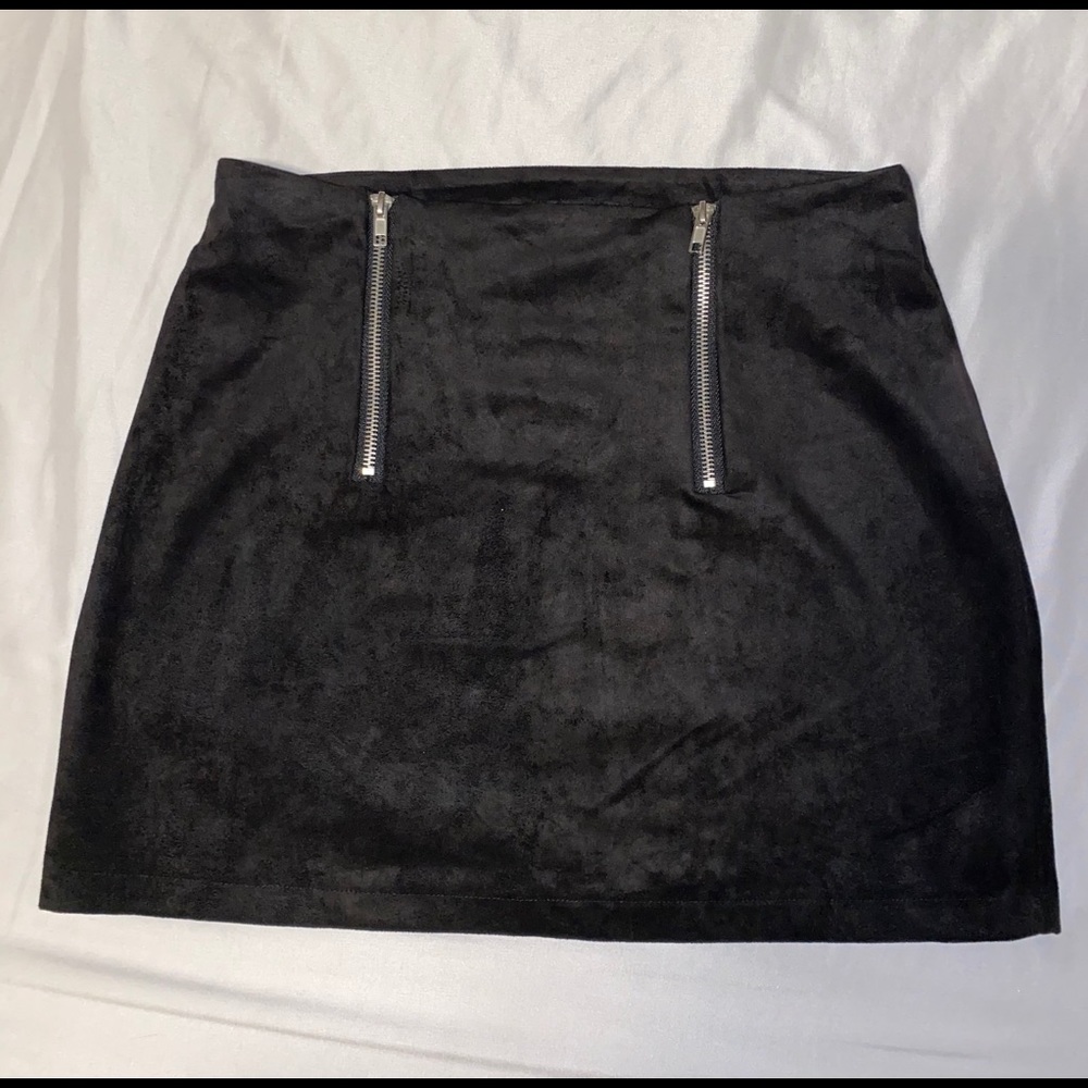 FOREVER 21 skirt